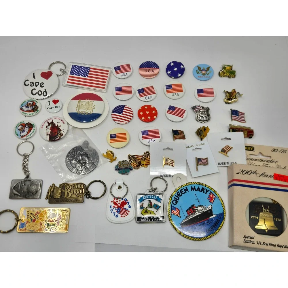 Vintage Souvenir Keychain Pin Button Lot Americana Cracker Barrel Stanley 9/11